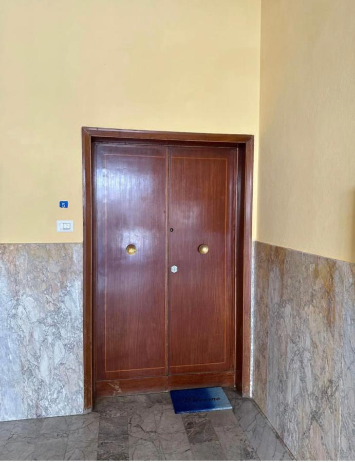 Azure Spot In Siena Centre - Apt Centrale Con Balcone Exterior foto